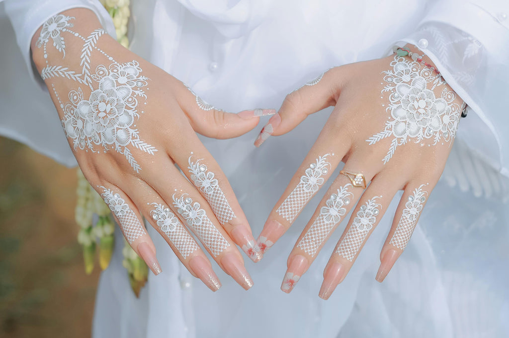 Wedding Vibes in the Air: Celebrating Love, New Beginnings & The Joy of Henna