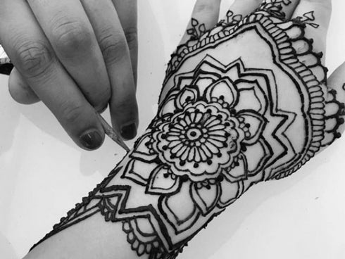 Book Online - Individual Hand Design