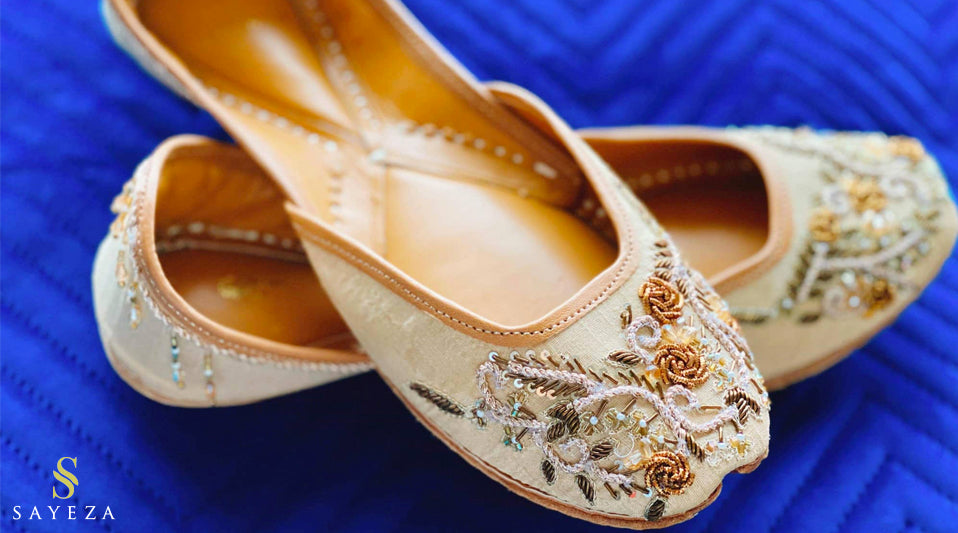 Exquisite Khussa shoes designs you can step into this year!
